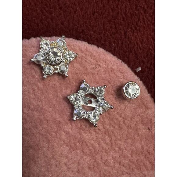 Avon Jewelry - -Earrings Avon‎ Star Rhinestone Silver Tone Stud Pierced 1/2" 2 Pairs In 1